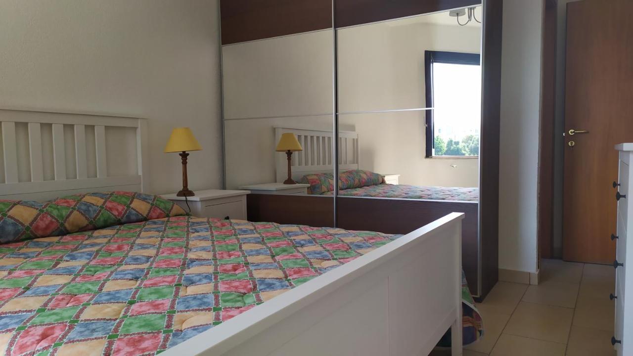 Bed and Breakfast Nero Basalto Azzurro Mare Aci Castello Exterior foto
